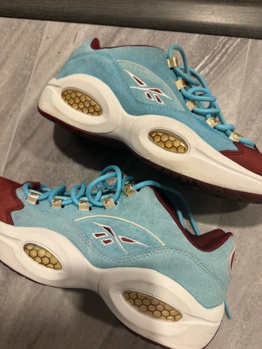 Reebok question low mid Phillies size 11 - Picture 5 of 11